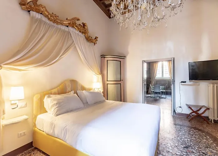 Casa Borghese By Burghesius * Rom